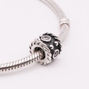 Authentic PANDORA Oxy Crown Charm